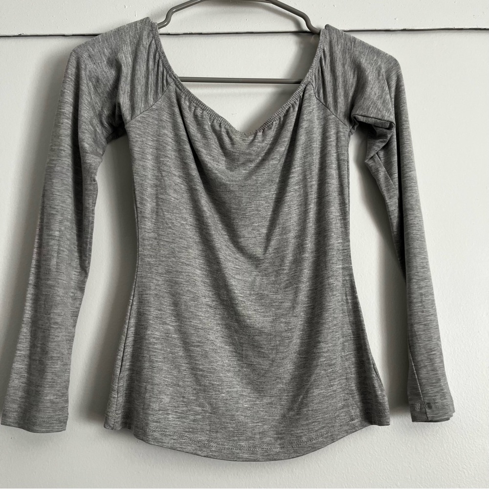 NWT Tillys Junior Girls size S scoop heather gray long sleeve top